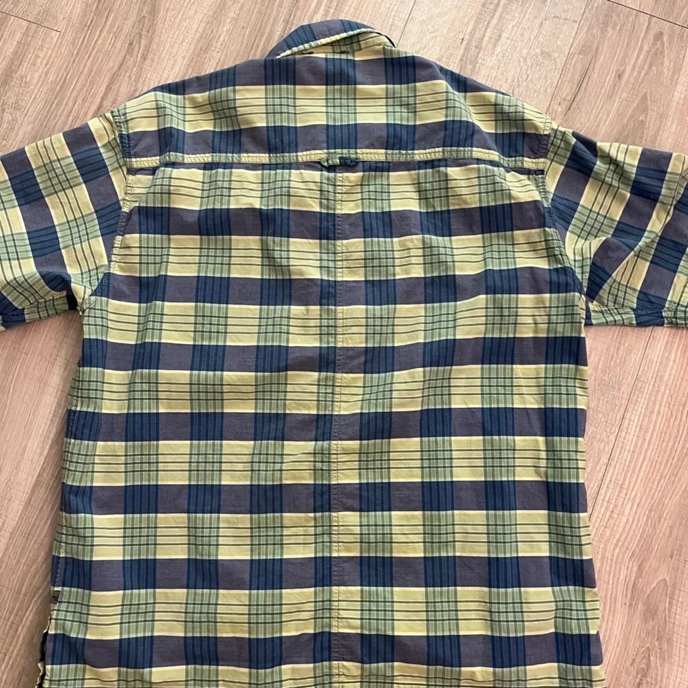 North Face Plaid Shirt Large